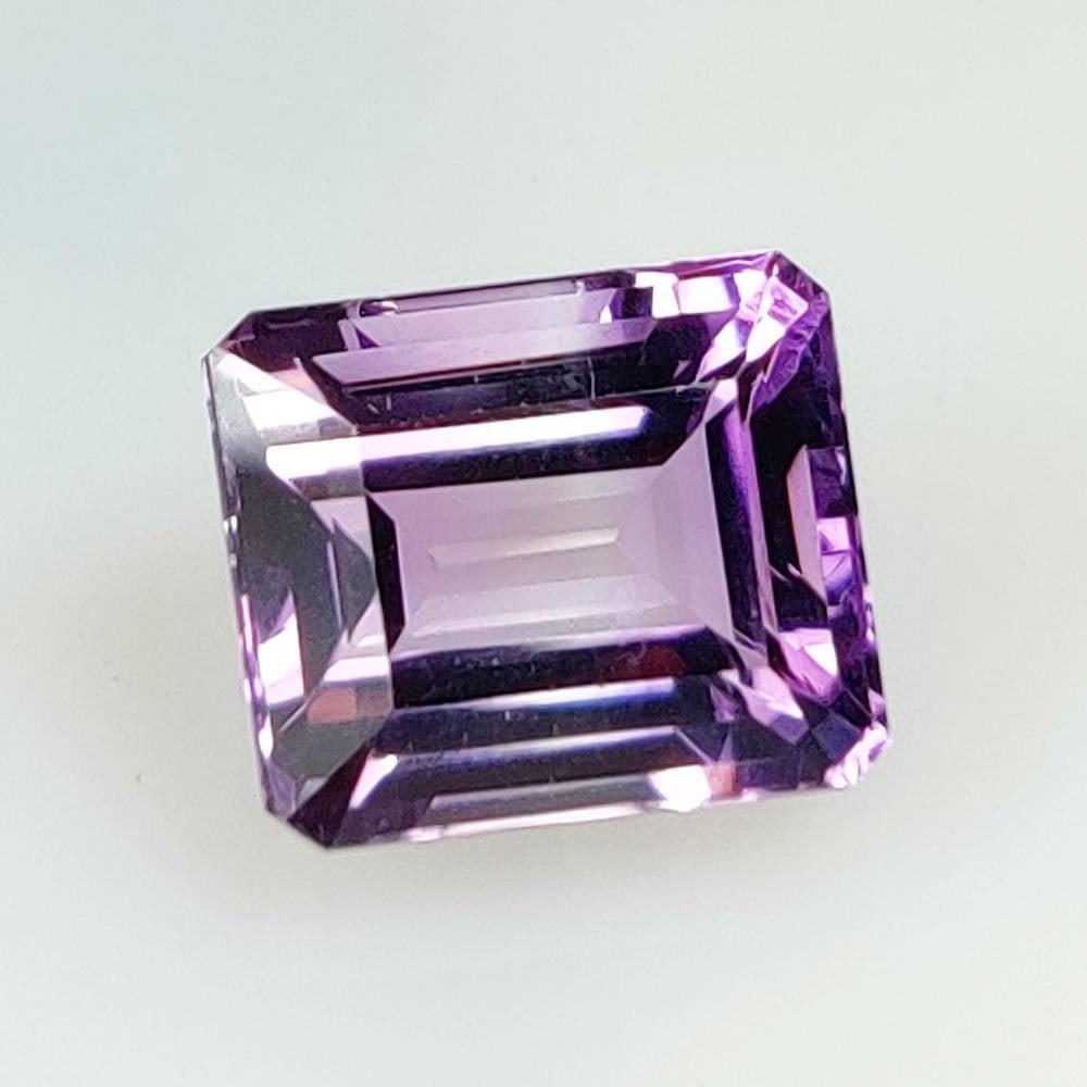 9.71 Ct Natural Purple Amethyst Octagon Cut (1 of 2)