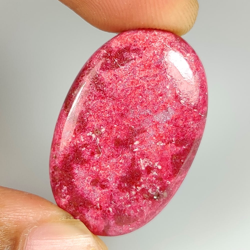31.66 Ct Natural Pink Thulite Oval Cab (1 of 2)