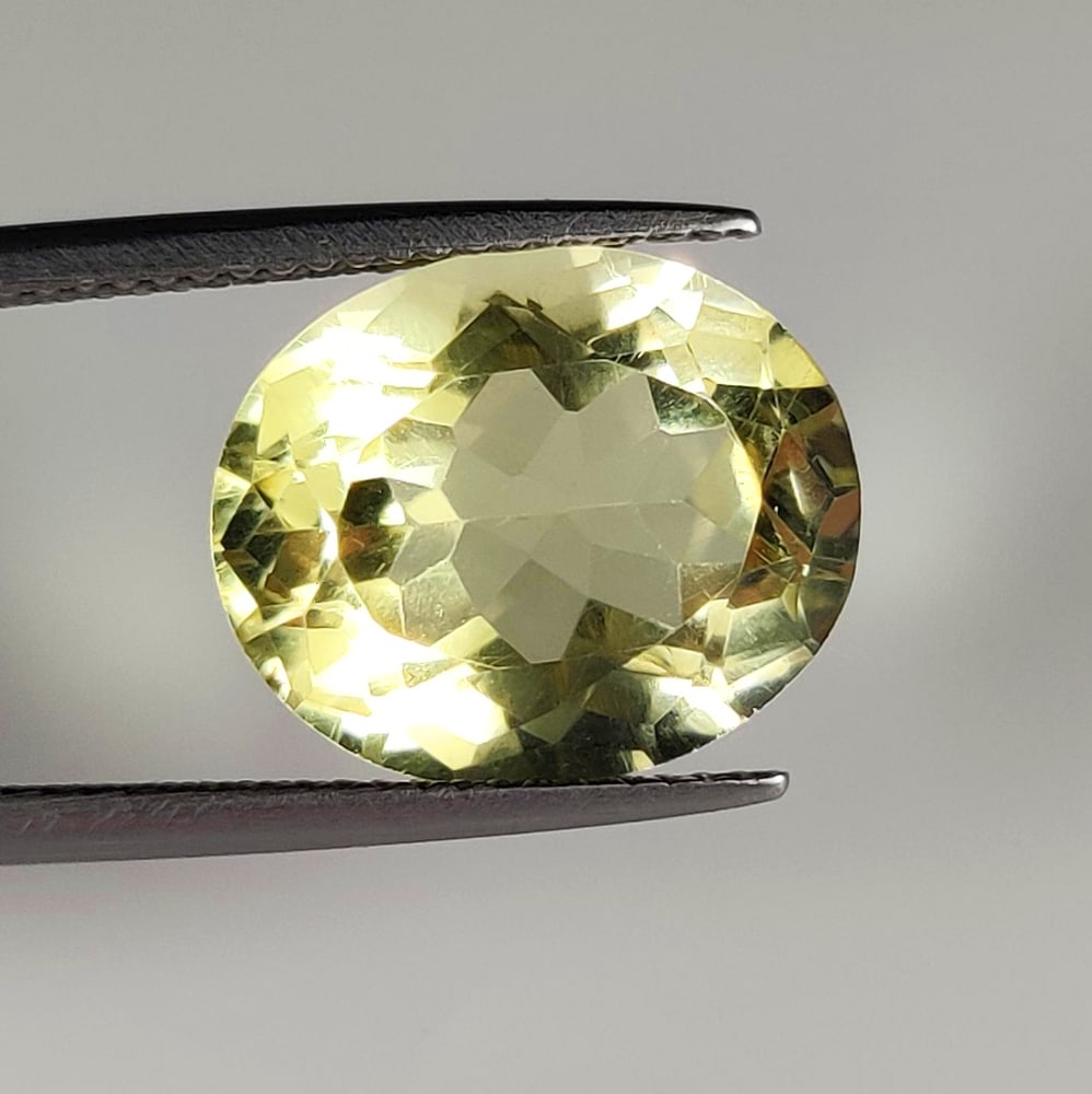 8.18 Ct Natural Feldspar Oval Cut: Weight - 8.18 Ct / Dimensions - 14.80 x 12.00 x 8.50 mm / Shape - Oval Cut / Clarity - VVS / Origin - California / Treatment - None