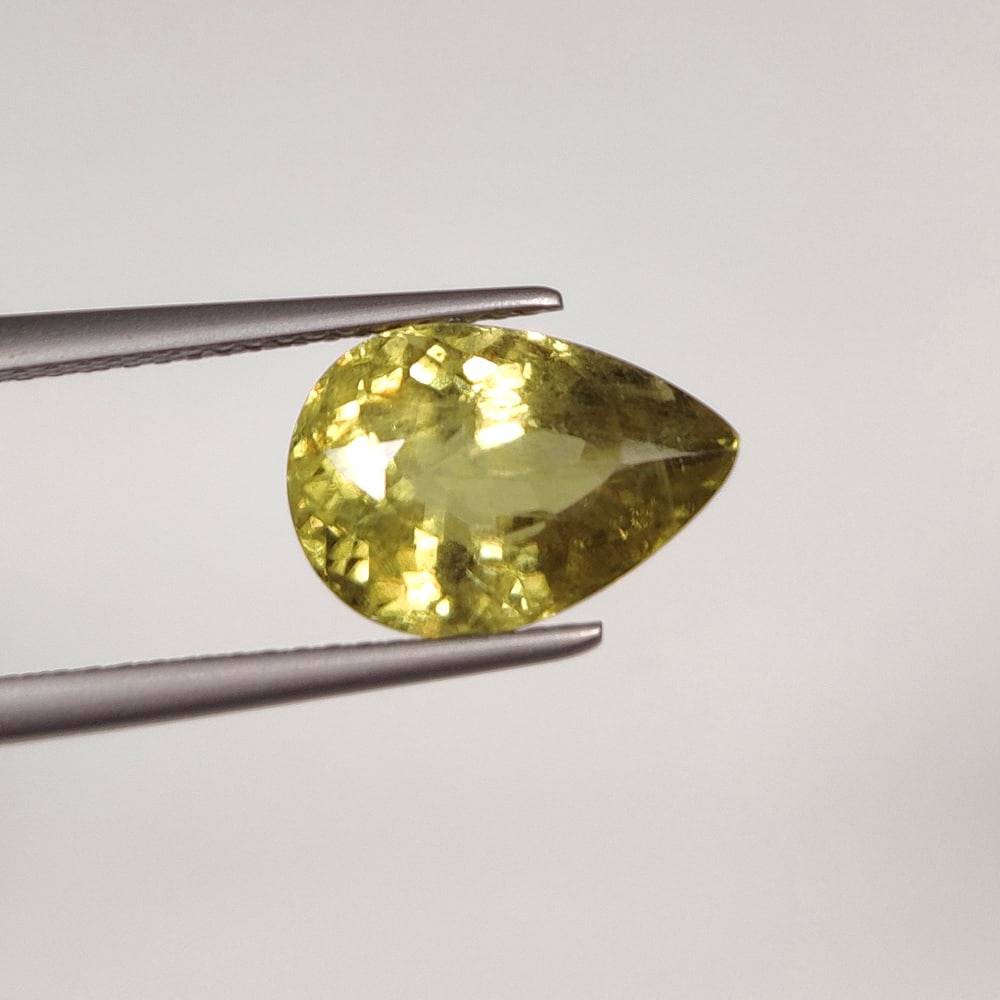 5.30 Ct Natural Color Change Diaspore Pear Cut: Weight - 5.30 Ct / Dimensions - 12.60 x 8.70 x 7.30 mm / Shape - Pear Cut / Color - Yellow / Clarity - SI / Origin - Turkey / Treatment - None