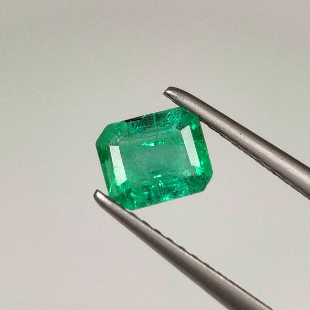 0.88 Ct Natural Zambian Green Emerald Octagon Cut (1 of 3)