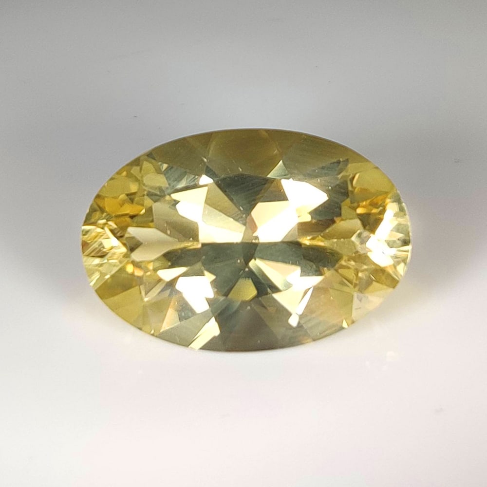 33.29 Ct Natural Yellow Feldspar Oval Cut (1 of 3)