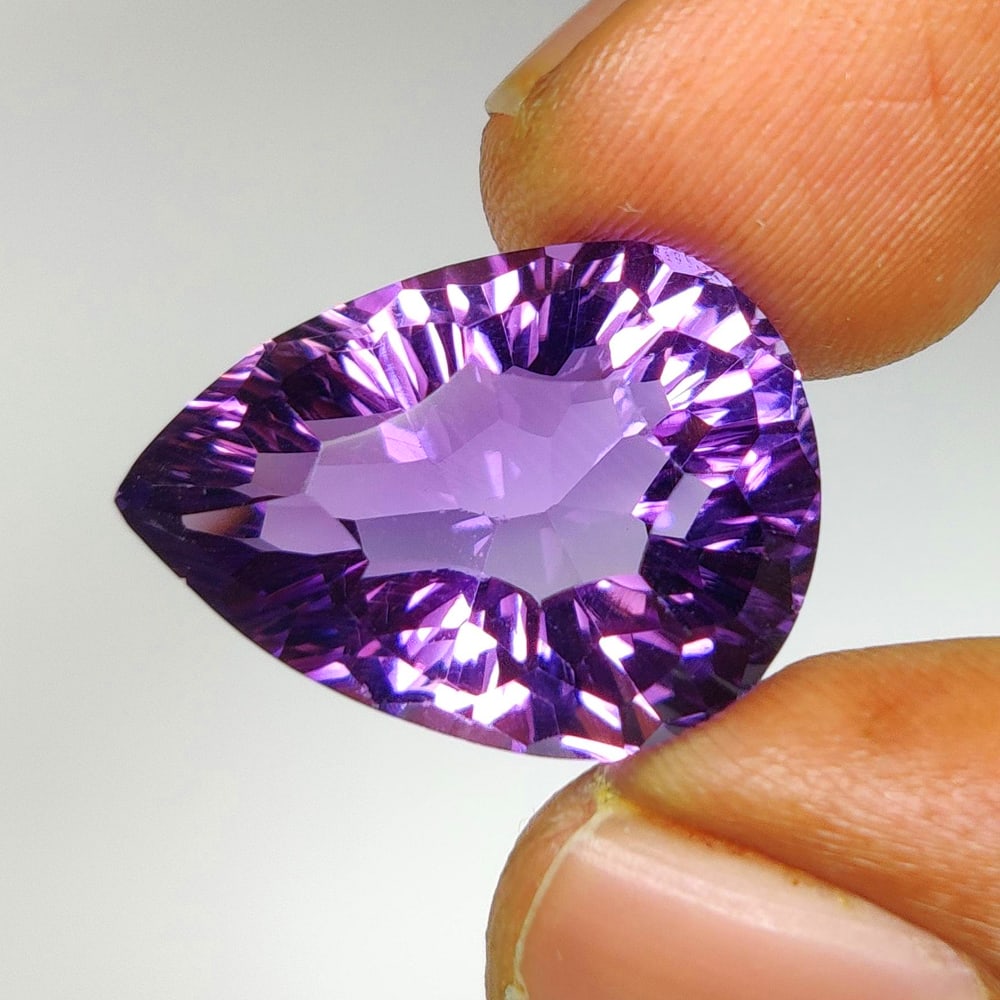 16.16 Ct Natural Purple Amethyst Pear Cut (1 of 3)