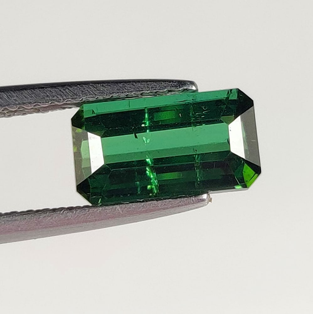 2.31 Ct Natural Green Tourmaline Octagon Cut (1 of 2)