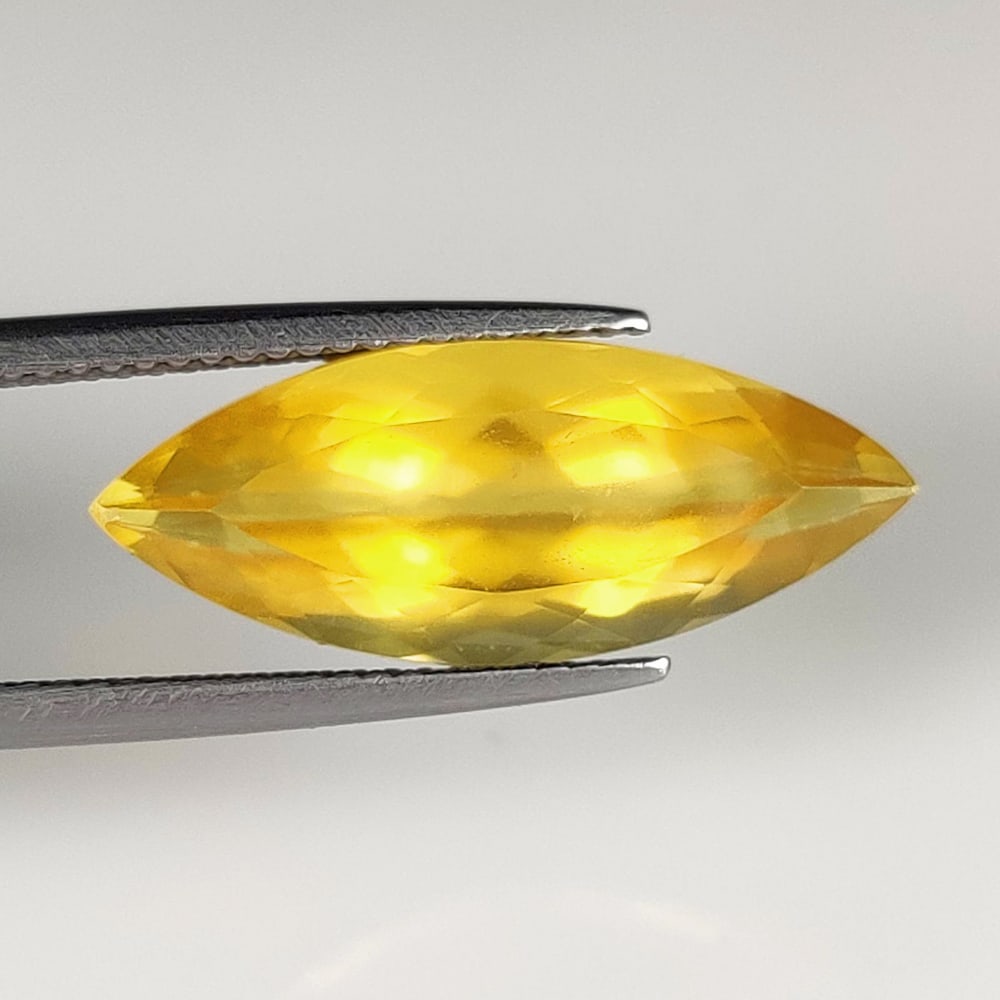 7.66 Ct Natural Yellow Prehnite Marquise Cut: Weight - 7.66 Ct / Dimensions - 21.00 x 8.80 x 7.00 mm / Shape - Marquise Cut / Clarity - Semi Transaprent / Origin - Brazil / Treatment - None