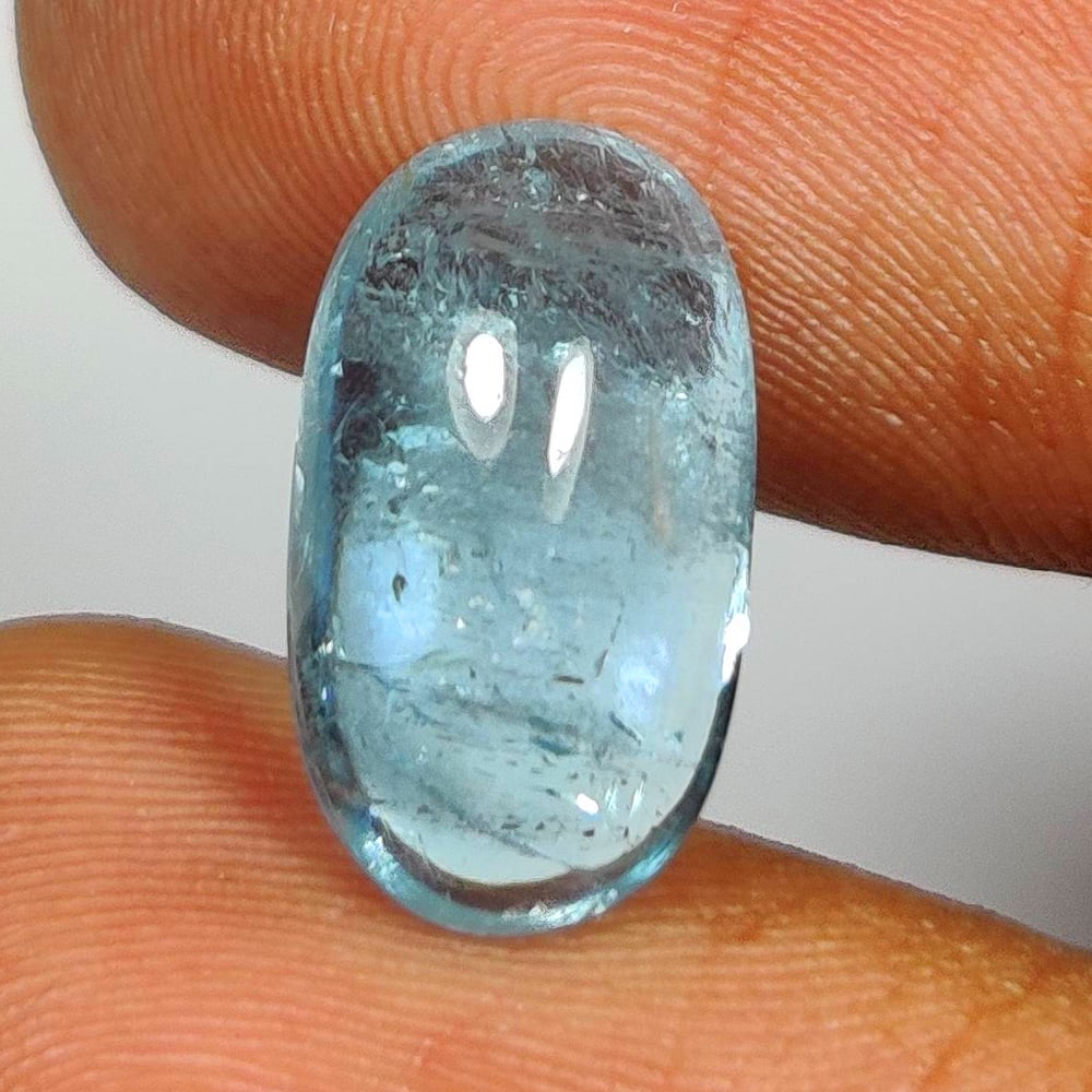 3.65 Ct Natural Blue Aquamarine Oval Cab (1 of 2)