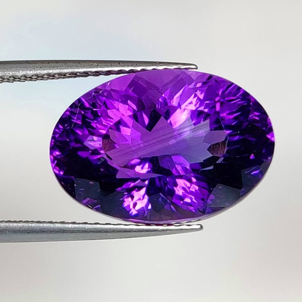 11.90 Ct Natural Purple Amethyst Oval Cut (1 of 2)