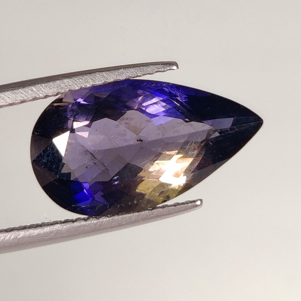 5.11 Ct Natural Deep Violet Iolite Pear Cut (1 of 2)