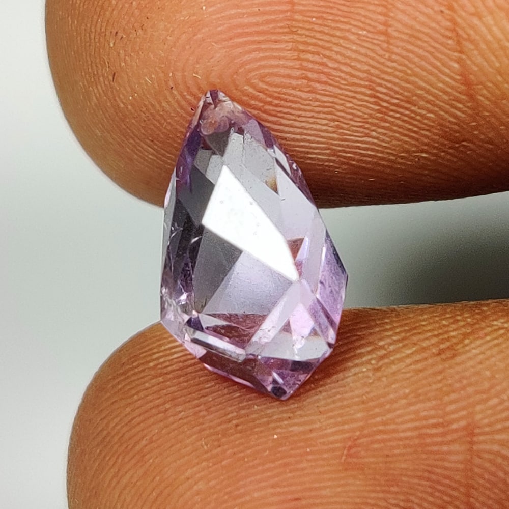 3.32 Ct Natural Purple Amethyst Drilled Fancy Cut (1 of 2)