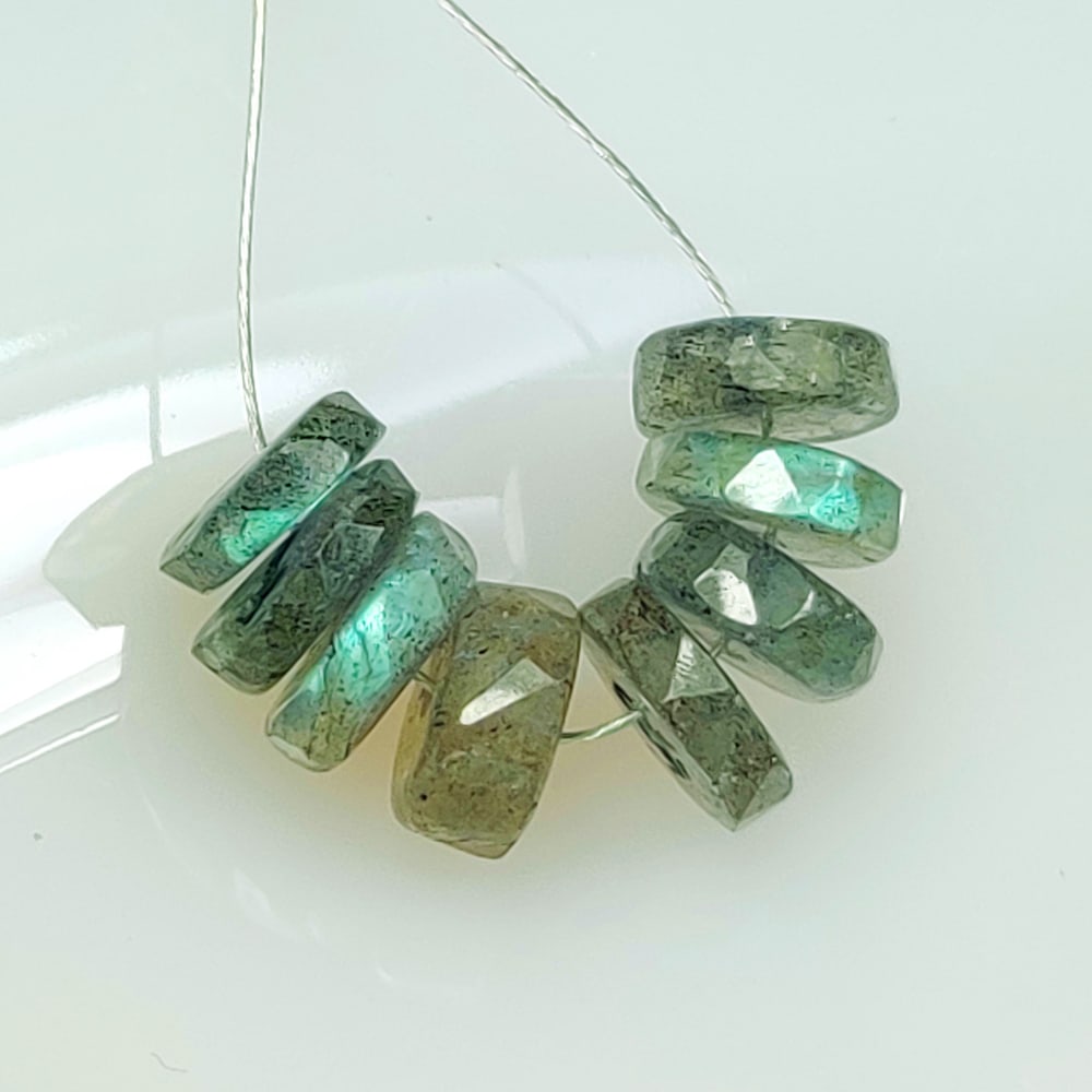 9.09 Ct Natural Blue Shaded Labradorite Round Cut Beads: Weight - 9.09 Ct / Dimensions - 7.10 - 7.30 mm / 8 Pc's / Shape - Excellent Round Cut beads / Clarity - Opaque / Origin - Africa / Treatment - None