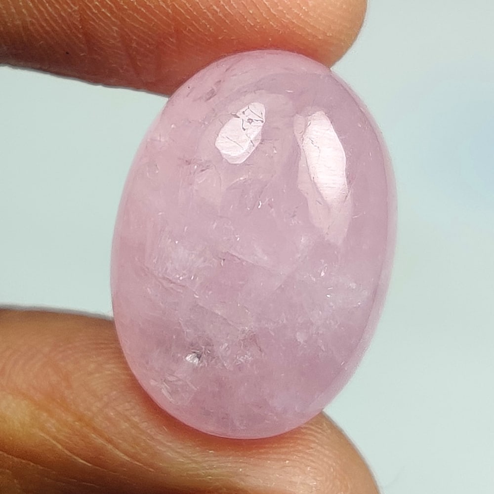 18.47 Ct Natural Pink Morganite Oval Cab: Weight - 18.47 Ct / Size - 19.30 x 13.90 x 8.90 mm / Shape - Oval Cab / Color - Light Pink / Clarity - Opaque / Origin - Mozambique / Treatment - None