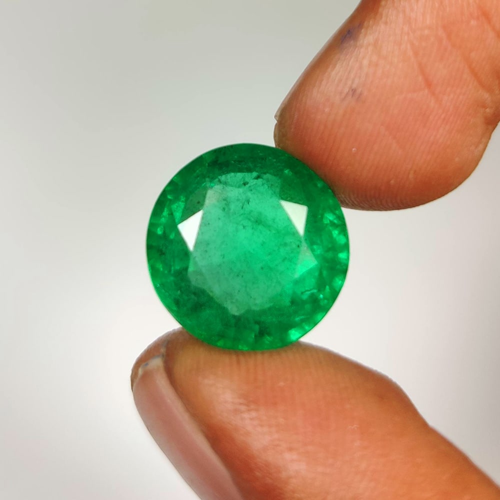 13.28 Ct Natural Zambian Green Emerald Round Cut - 2