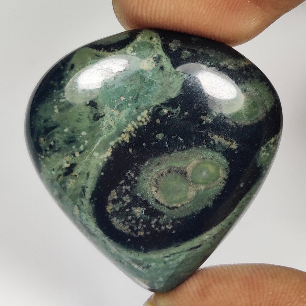 33.13 Ct Natural Jasper Quartz Pear Cab: weight - 33.13 Ct / Dimensions - 29.00 x 28.00 x 5.60 mm / Shape - Excellent Pear Cab / Origin - Brazil / Treatment - None