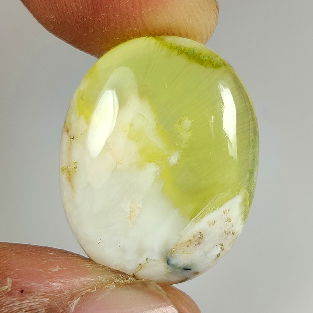 16.97 Ct Natural Polygram Jasper Quartz Oval Cab: weight - 16.97 Ct / Dimensions - 20.60 x 16.70 x 5.50 mm / Shape & Cut - Excellent Oval Cab / Origin - Brazil / Comments - None