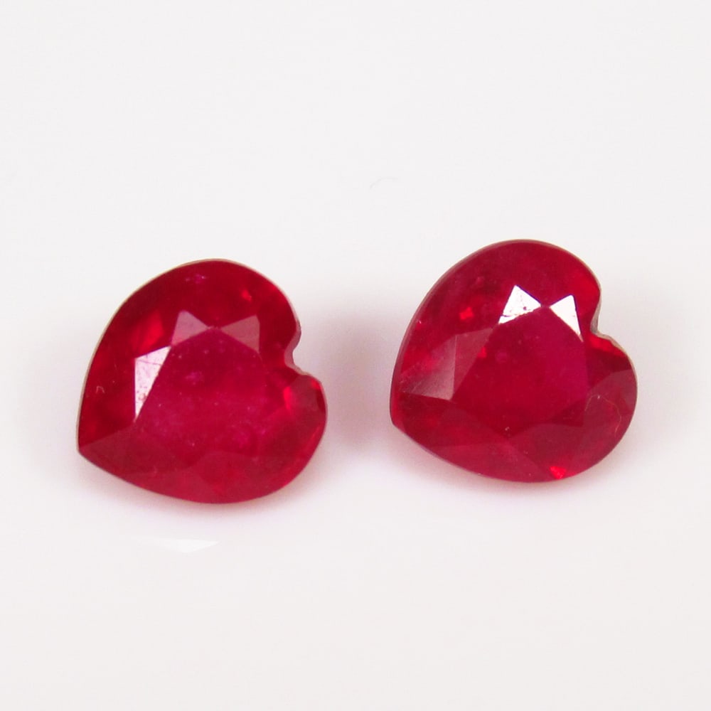 4.19 Ct Natural Red Ruby Heart Cut Pair (1 of 2)