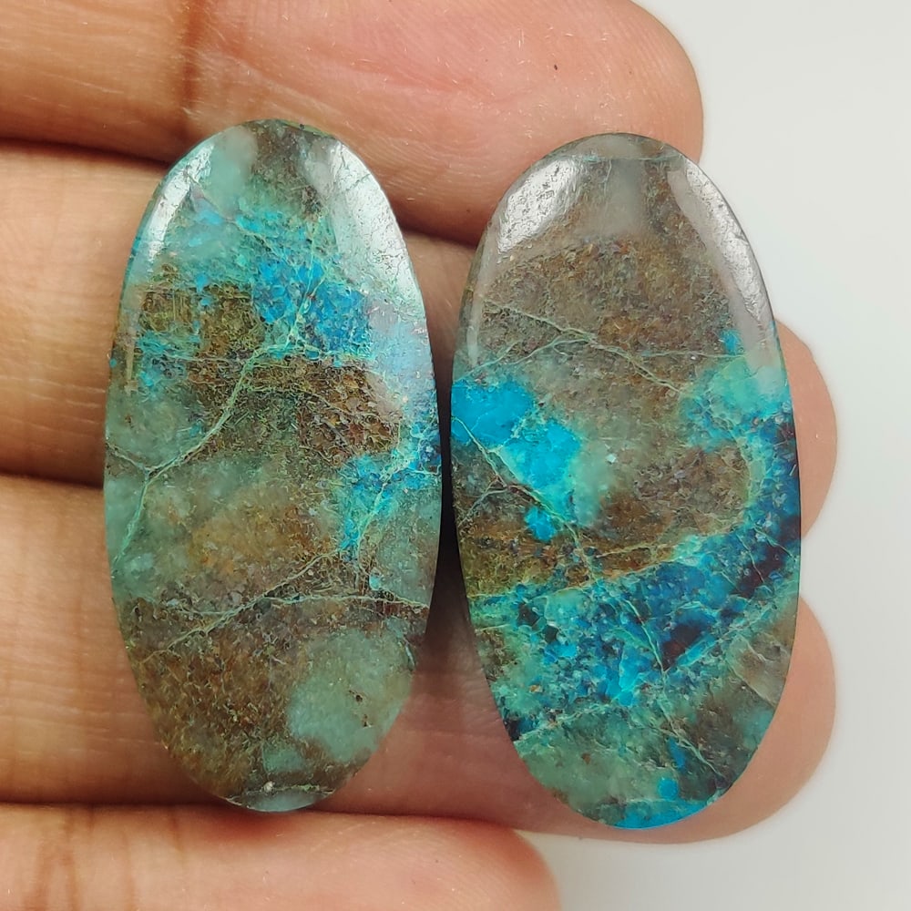 24.32 Ct Natural Shattuckite Quartz Oval Cab Pair: weight - 24.32 Ct / Size - 26.00 x 12.70 x 4.00 mm / 2 Pc's / Shape - Excellent Oval Cab / Origin - Brazil / Treatment - None