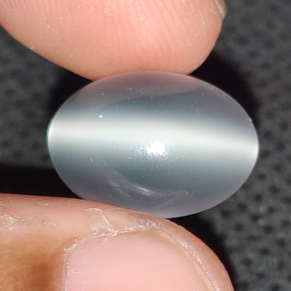 7.10 Ct Natural Sharp Line Moonstone Oval Cab (1 of 2)