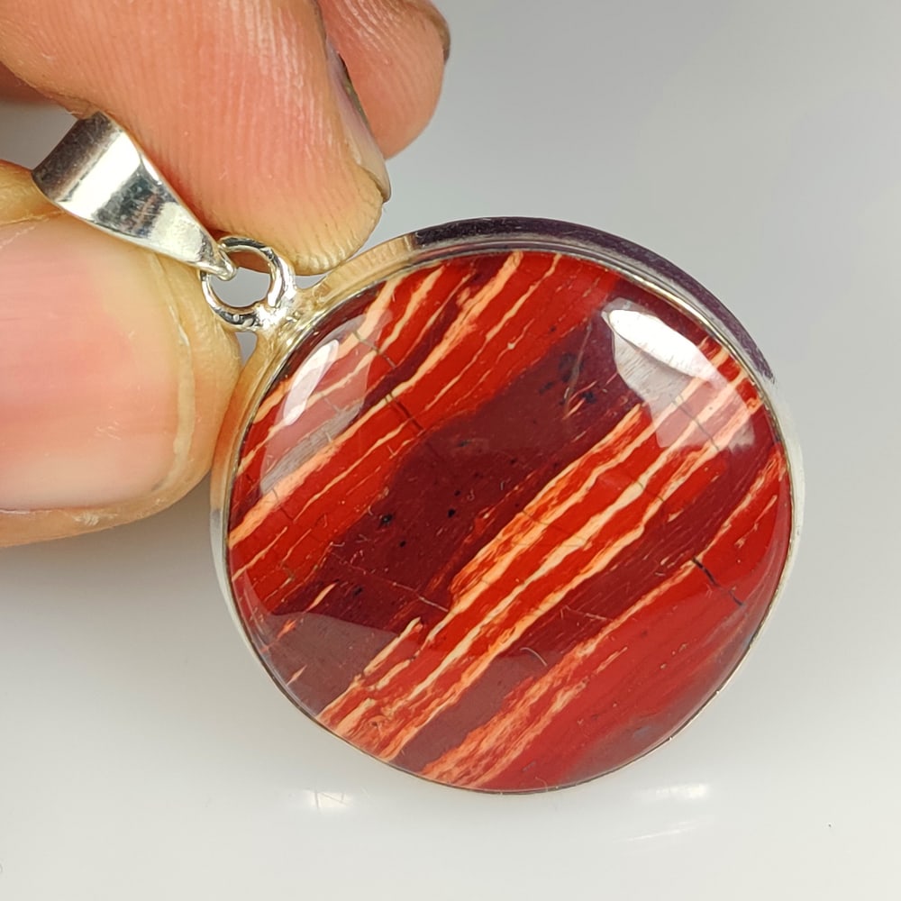 50.30 Ct Natural Snakeskin Jasper Quartz Round Cab Pendant (1 of 3)