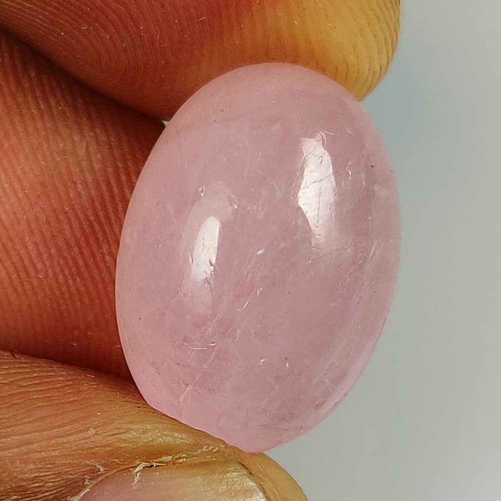 13.72 Ct Natural Rose Quartz Oval Cab: Weight - 13.72 Ct / Dimensions - 17.30 x 12.30 x 8.50 mm / Top Class Quality / Oval Cab / Origin - Brazil / Comments - None