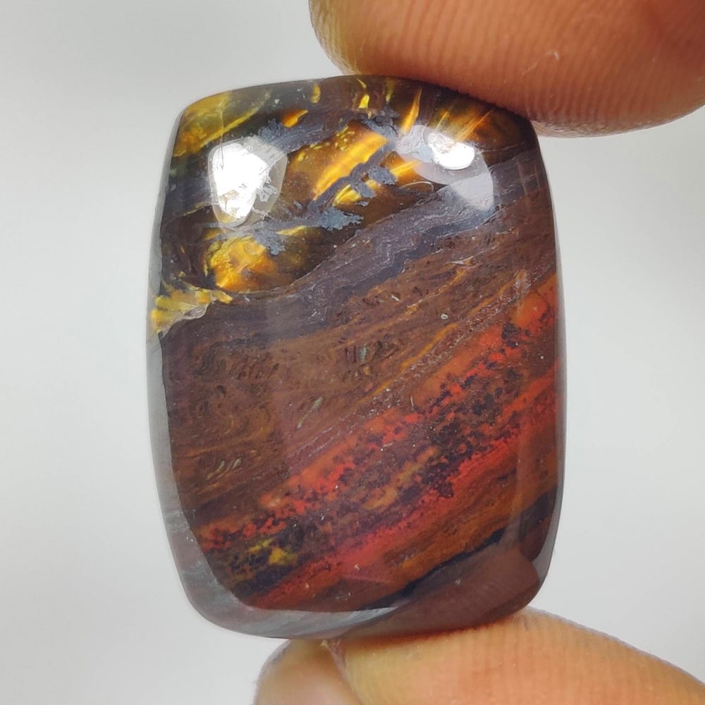 27.44 Ct Natural Jasper Quartz Cushion Cab: weight - 27.44 Ct / Dimensions - 21.00 x 16.00 x 6.60 mm / Shape - Excellent Cushion Cab / Origin - Brazil / Treatment - None