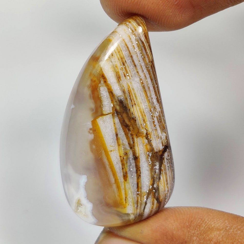 39.36 Ct Natural Wild horse Jasper Quartz Fancy Cab: weight - 39.36 Ct / Dimensions - 38.00 x 20.30 x 7.00 mm / Shape & Cut - Excellent Fancy Cab / Origin - Brazil / Comments - None