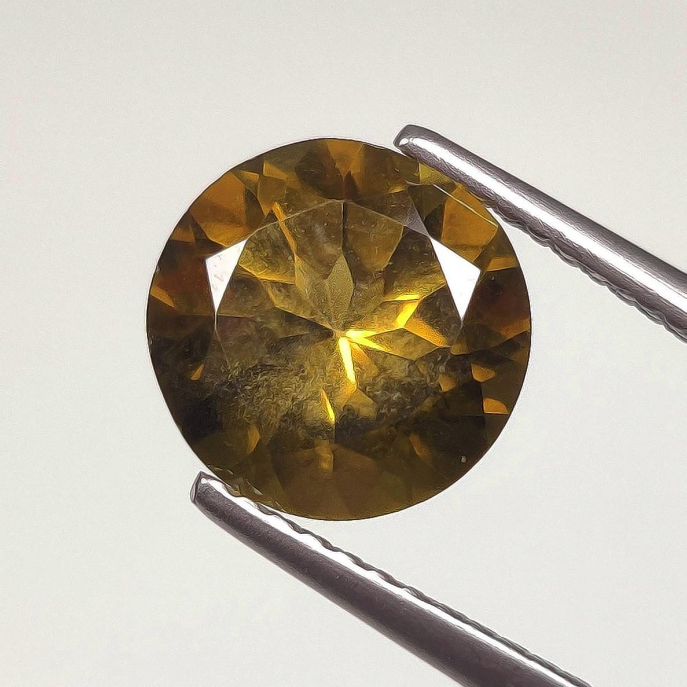 2.32 Ct Natural Honey Quartz Round Cut: Weight - 2.32 Ct / Dimensions - 8.70 x 8.70 x 6.10 mm / Top Class Quality / Round Cut / Origin - Brazil / Comments - Heated