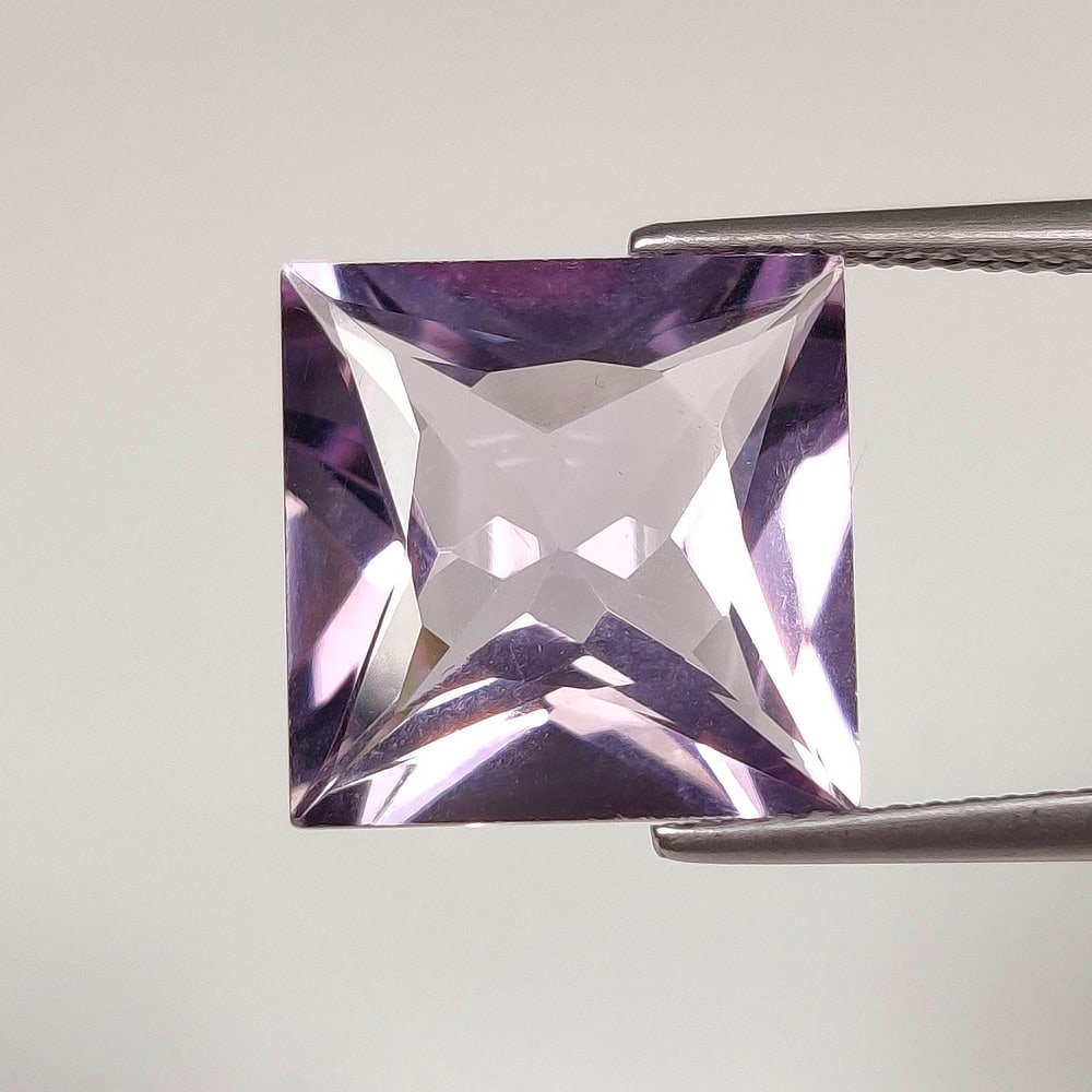 7.81 Ct Natural Purple Amethyst Square Cut: Weight - 7.81 Ct / Dimensions - 13.00 x 12.90 x 7.30 mm / Shape - Square Cut / Color - Purple / Clarity - VVS / Origin -Brazil / Treatment - Heated