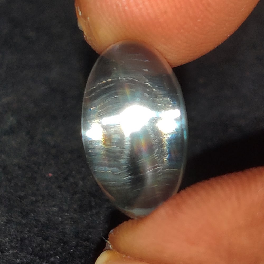 6.27 Ct Natural Sharp Line Moonstone OVal Cab: Weight - 6.27 Ct / Size - 13.60 x 8.00 x 8.60 mm / Shape - OVal Cabochon / Clarity - Semi-Transparent / Origin - India / Treatment - None