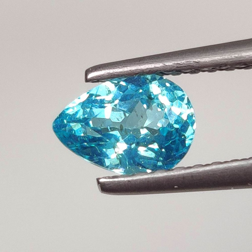 0.70 Ct Natural Blue Apatite Pear Cut: Weight - 0.70 Ct / Size - 6.70 x 5.00 x 3.50 mm / Top Class Quality / Pear Cut / Origin - Brazil / Treatment - None