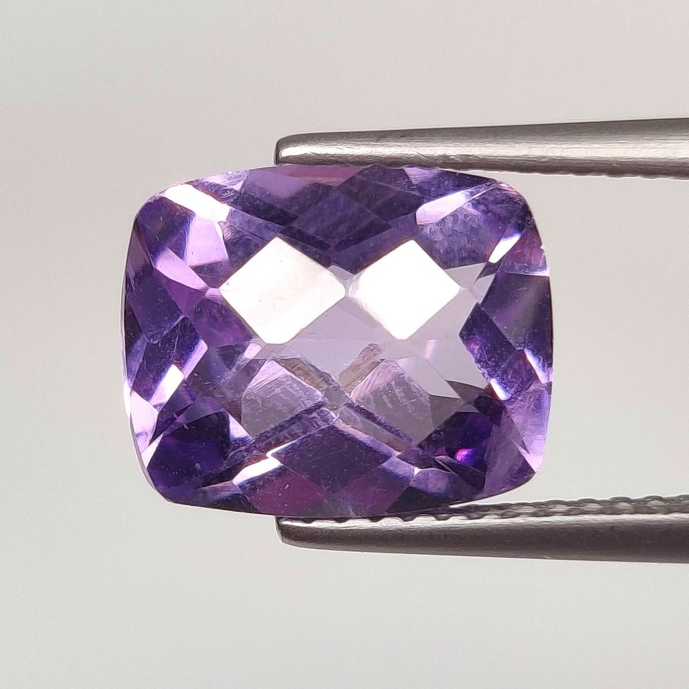 3.95 Ct Natural Purple Amethyst Cushion Cut: Weight - 3.95 Ct / Dimensions - 11.30 x 9.20 x 6.70 mm / Shape - Cushion Cut / Color - Purple / Clarity - VVS / Origin - Brazil / Treatment - Heated