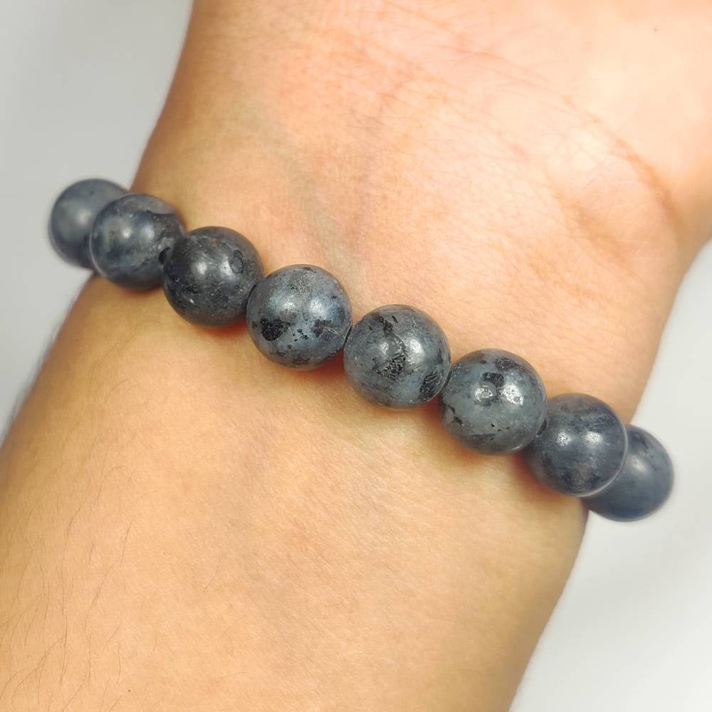 93.23 Ct Natural Larvikite Round Ball Beads Bracelet: Weight - 93.23 Ct / Size - 8.30 - 8.40 mm / 23 Pc's / 7" inches / Shape - Round ball beads / Color - Black / Clarity - Transparent / Origin - Brazil / Treatment - None