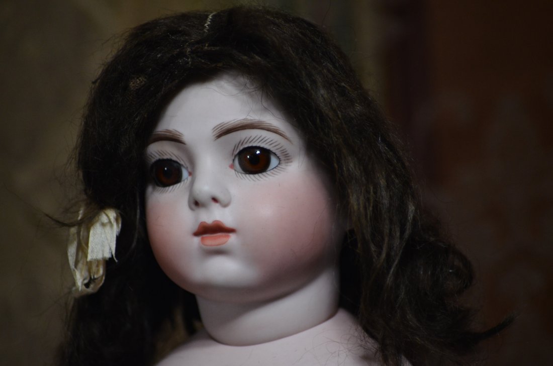 DARK BROWN HUMAN HAIR DOLL WIG (1 of 3)