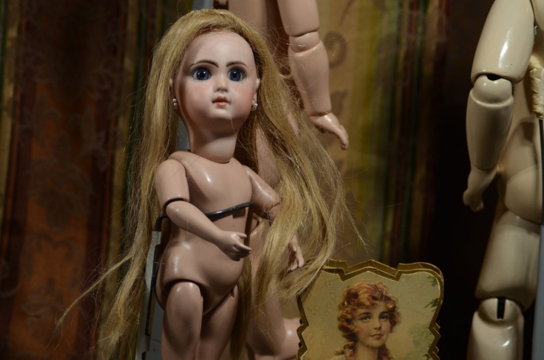 LONG BLONDE HUMAN HAIR DOLL WIG (1 of 4)