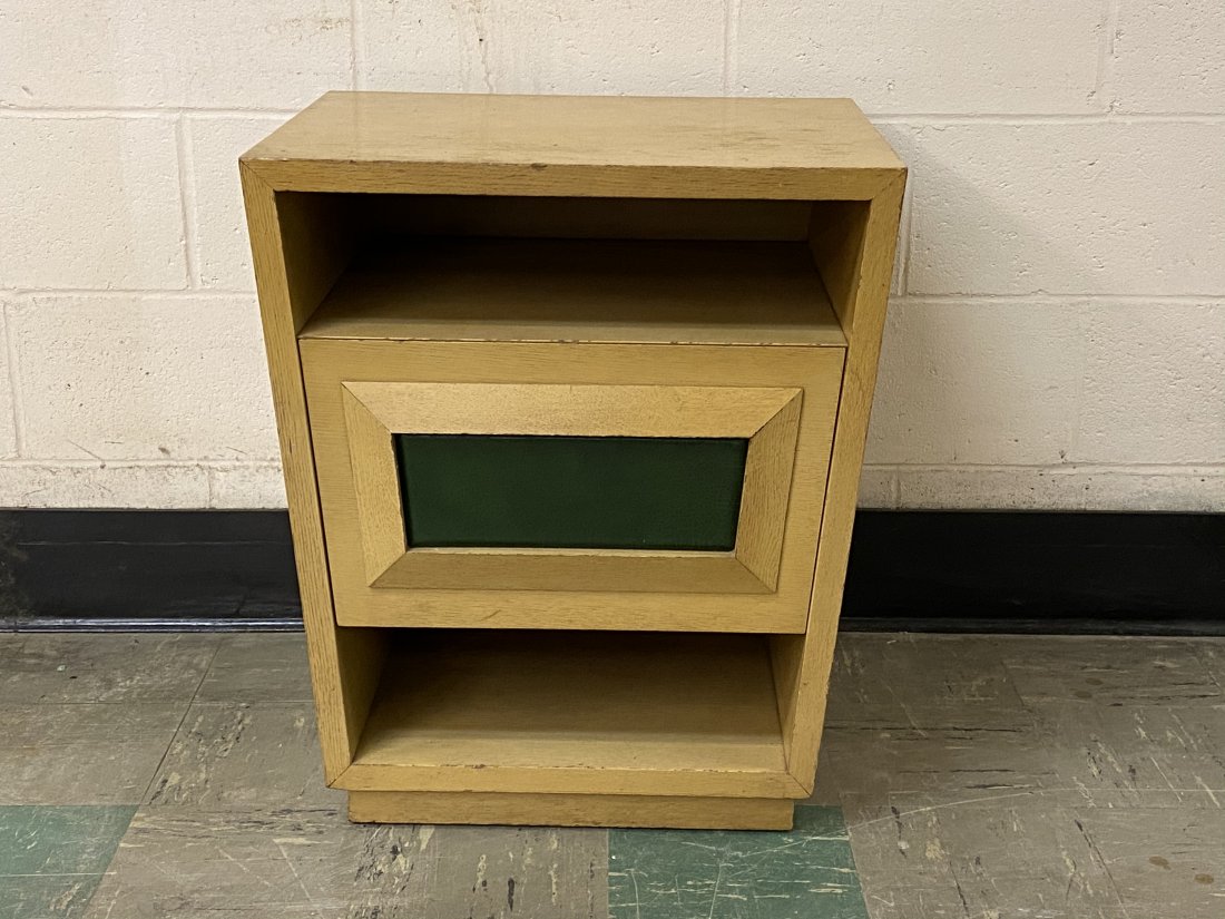 Mid Century Modern One Drawer Stand: Mid Century Modern One Drawer Stand. It measures 22 inches by 18 inches by 25.5 inches.