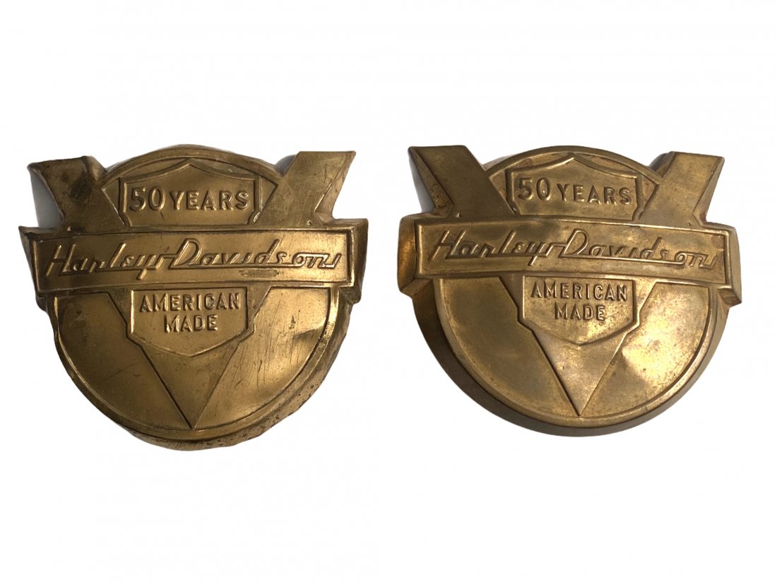 2 Rare Harley Davidson 1954 Panhead Emblems 50th Anniv.: Lot of 2 Rare Original Harley Davidson 1954 Panhead Emblems/Badges, 50th Anniversary. These are originals not repros. They have all the characteristics of the originals.