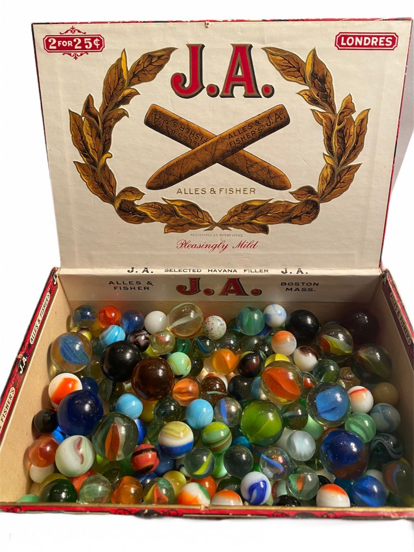 Cigar Box full of Vintage Marbles: Cigar Box full of Vintage Marbles.