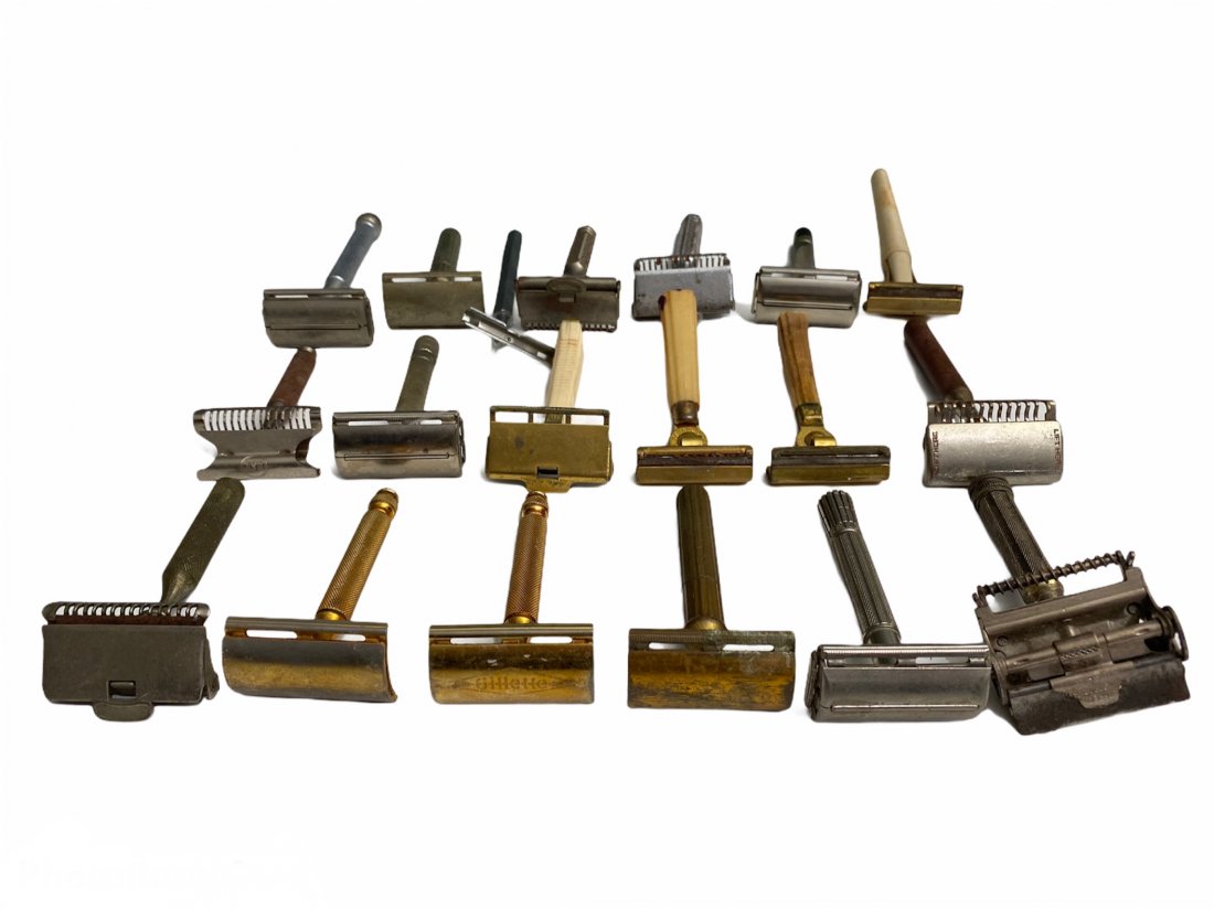 Lot of19 Antique and Vintage Razors (1 of 10)