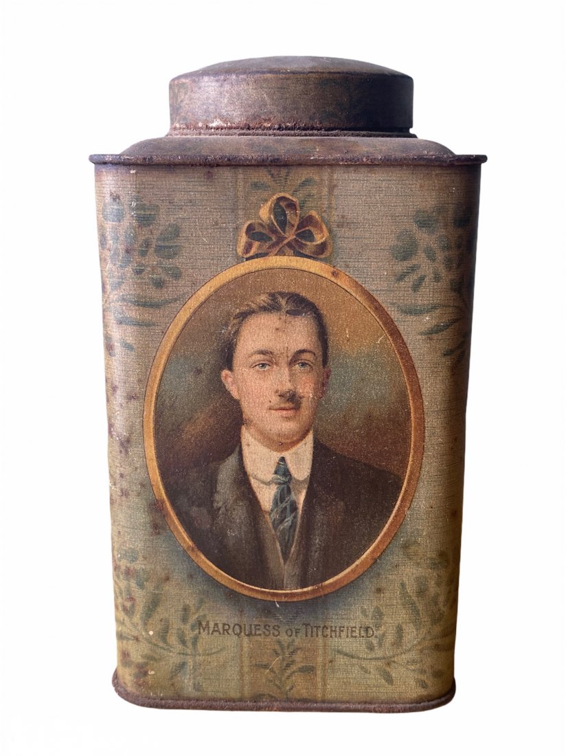 1914 Commemorative English Tea Tin: 1914 Commemorative English Tea Tin by Barringer Wallis to commemorate the coming of age of the Marquess of Titchfield and the silver wedding anniversary of the Duke and Dutchess of Portsmouth. It meas