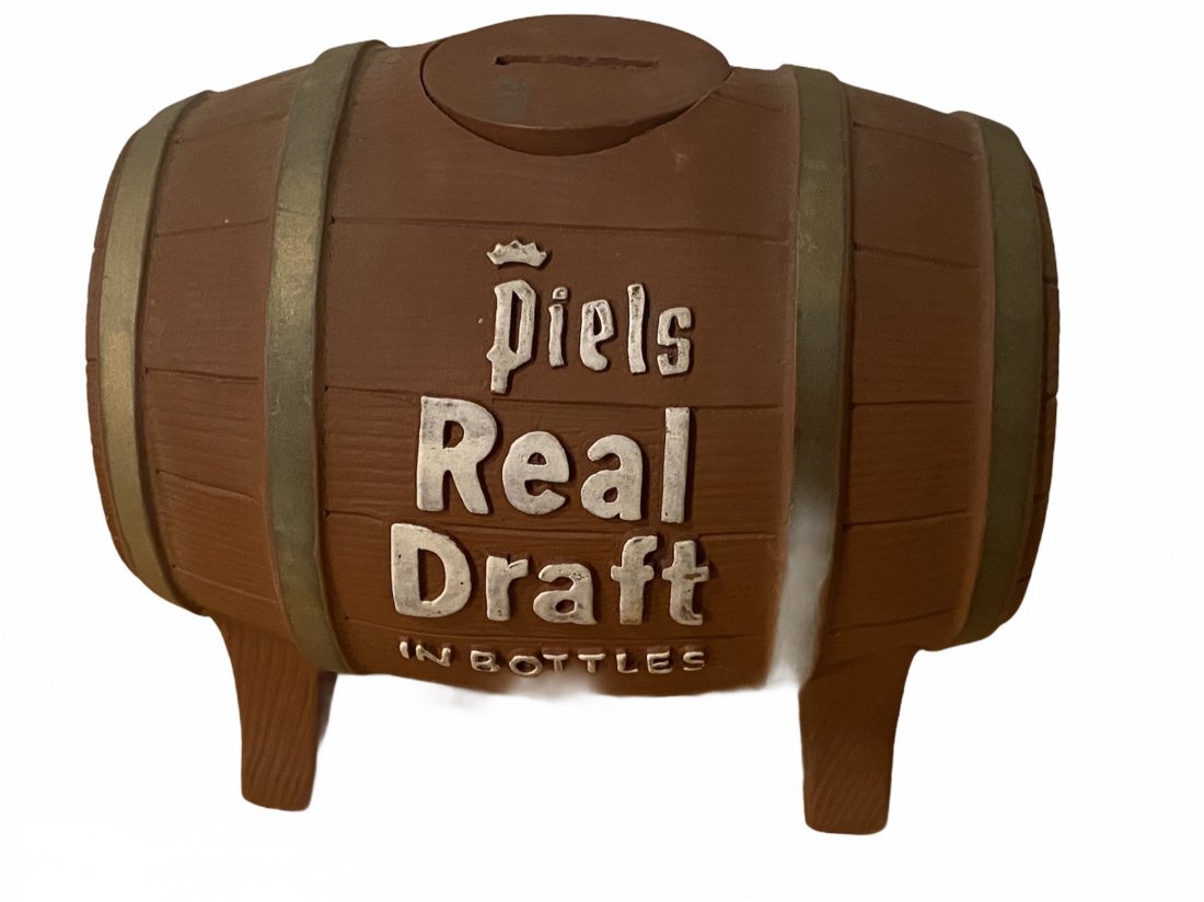 Piels Real Draft in Bottles Still Bank (1 of 5)