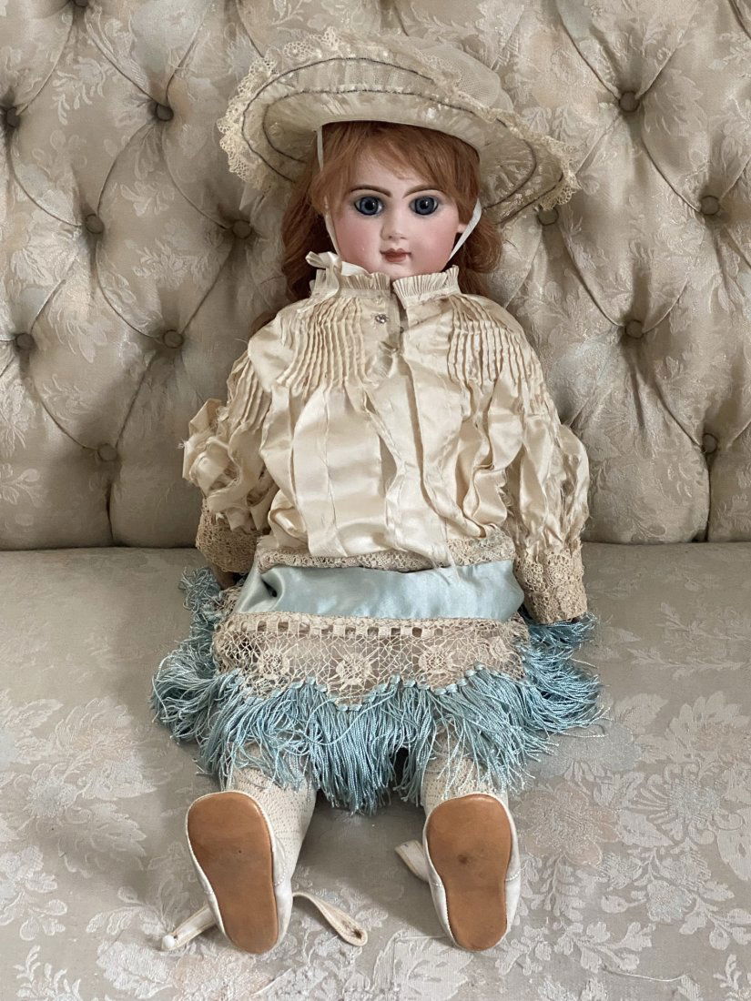 Tete Jumeau French Closed Mouth Doll 24 Inches (1 of 6)