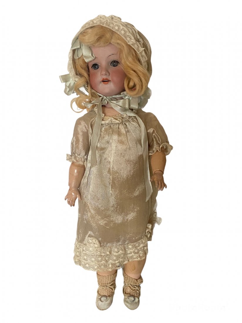 Antique Bisque Armand Marseille 390 Doll (1 of 5)