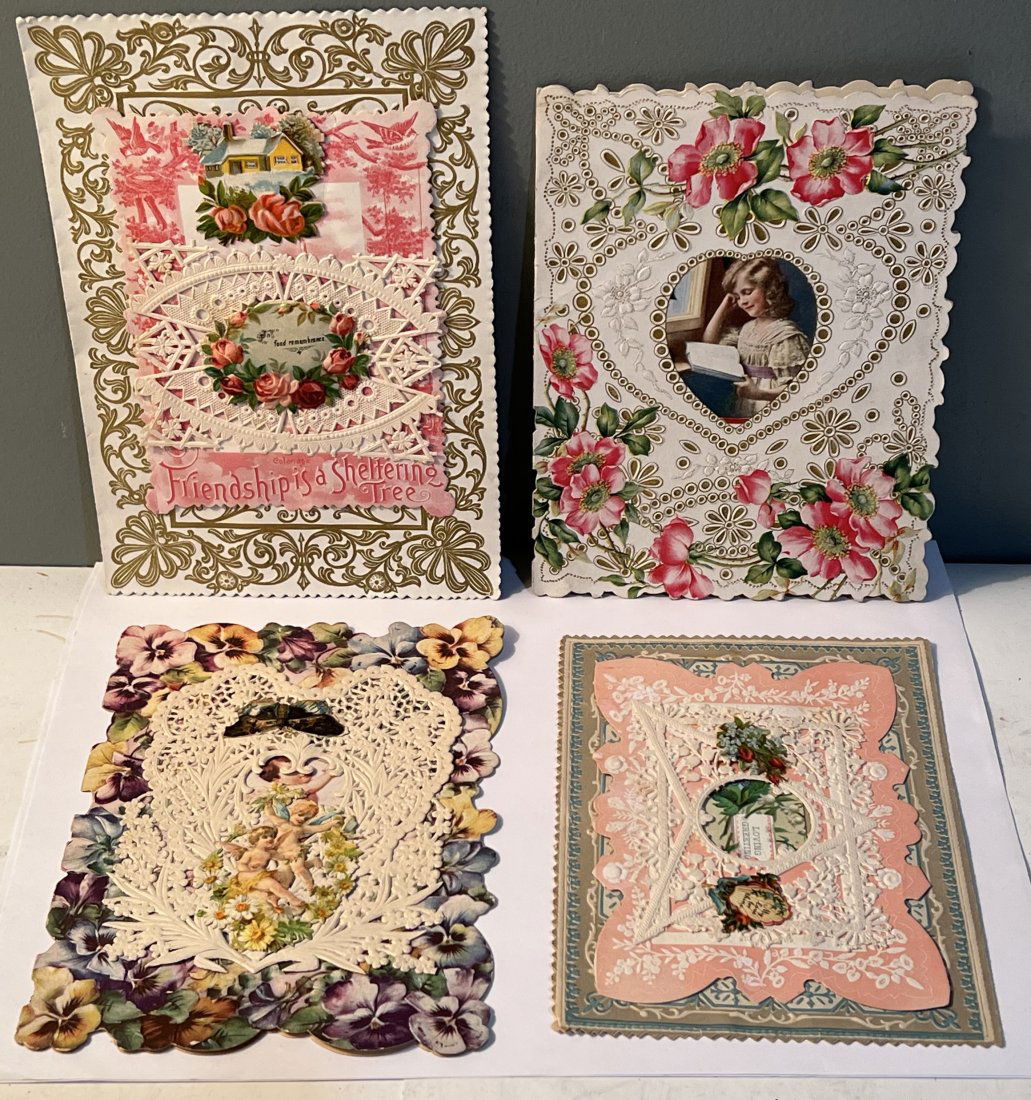 Lot of 4 Paper Lace Victorian Valentine Cards (1 of 14)