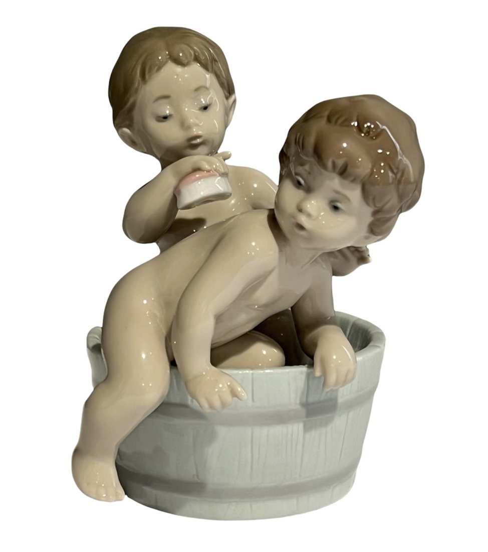Lladro Figurine 6411 Bath Time (1 of 9)