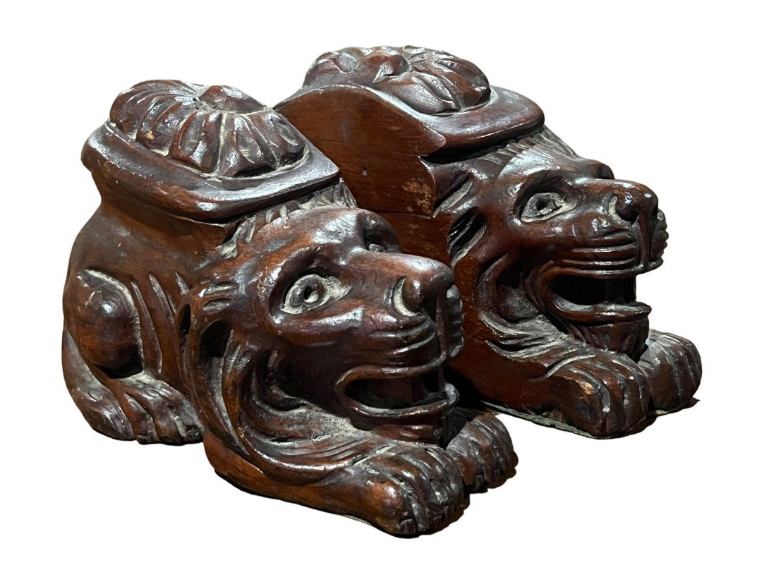 Pair of Finely Hand Carved Victorian Lion Bookends: Pair of Victorian Hand Carved Lion Bookends. Finely carved. Each measures 6 inches tall by 9 inches wide by 3 inches deep.