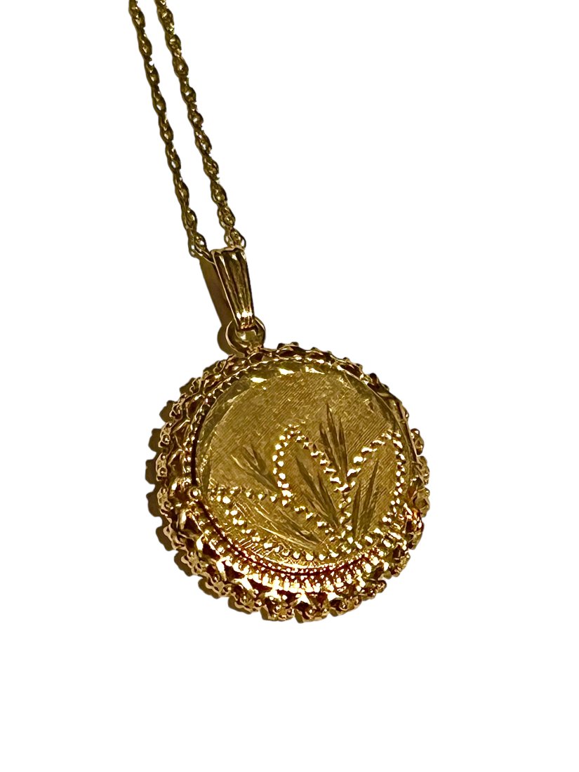 14K Gold Locket on a 14K Gold  Chain (1 of 7)