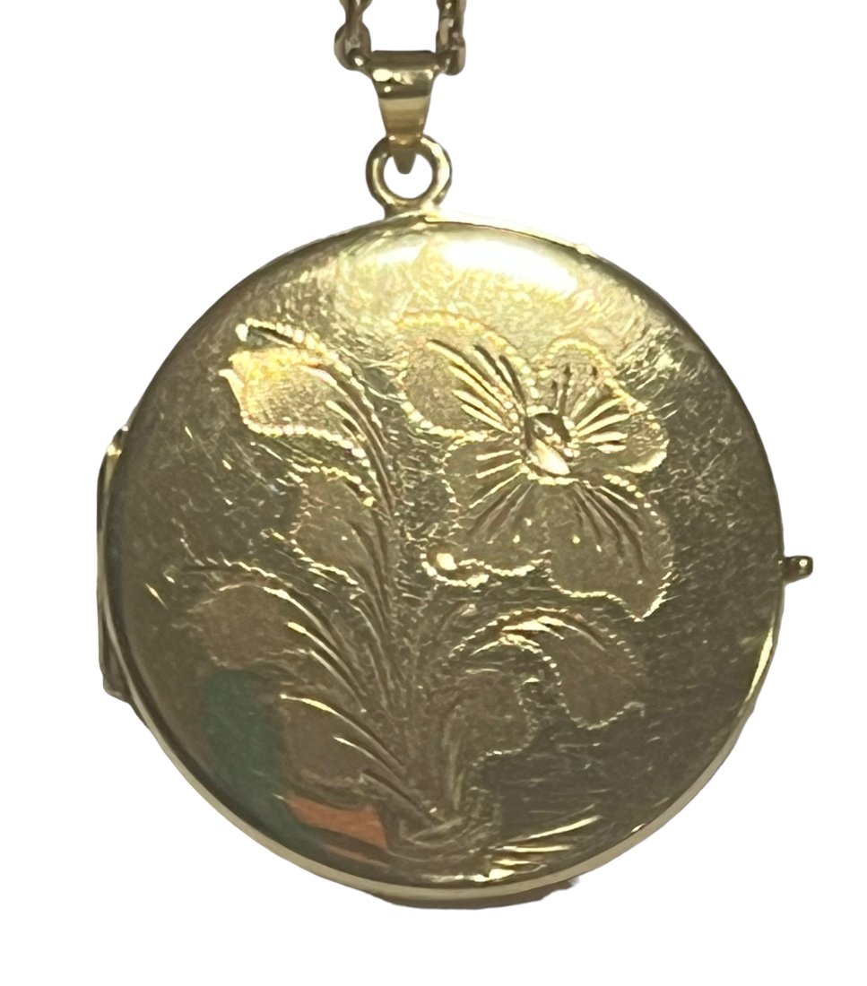 14K Gold Locket and Chain (1 of 10)