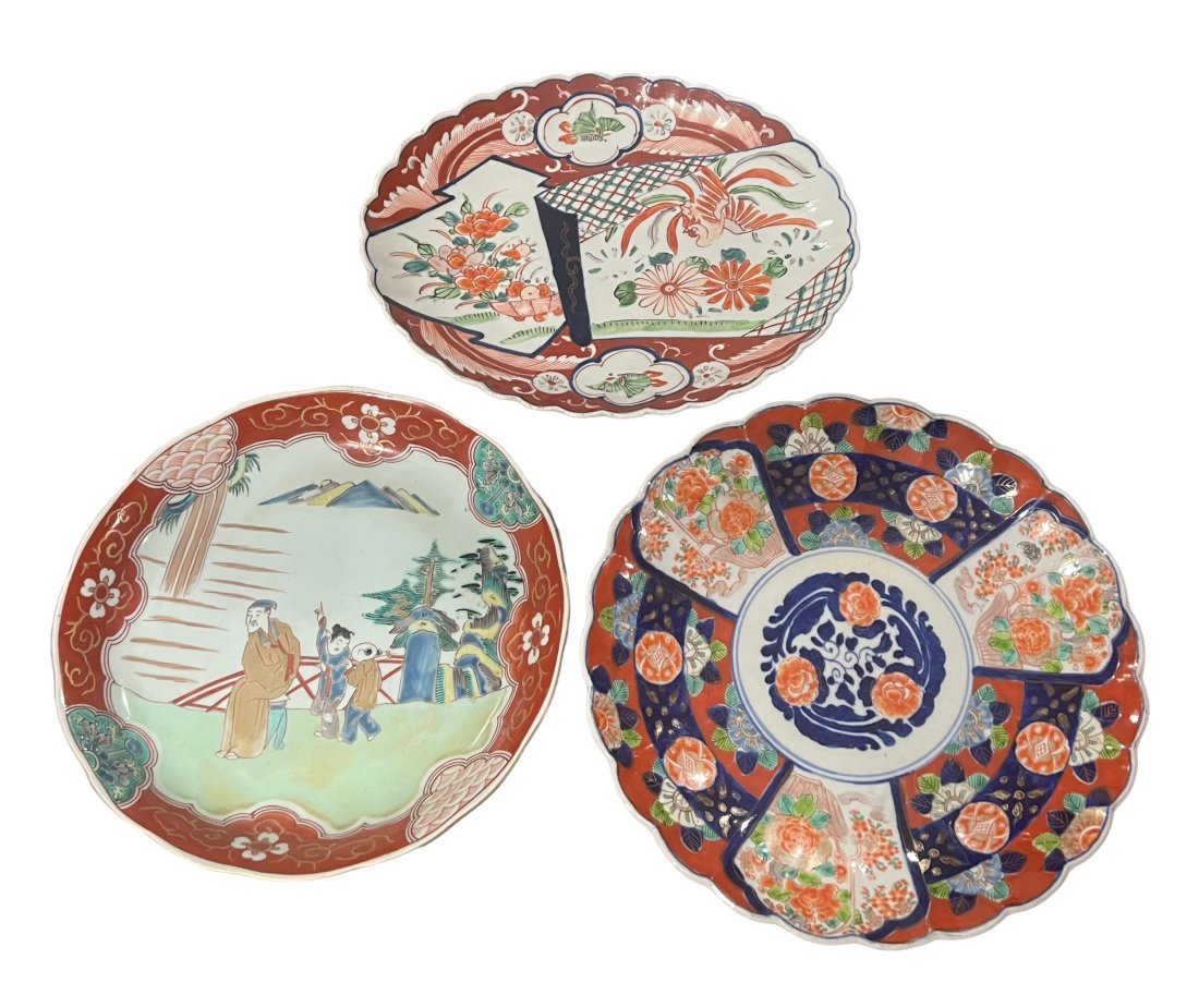 Lot of 3 Antique Japanese Imari Large Dishes (1 of 7)