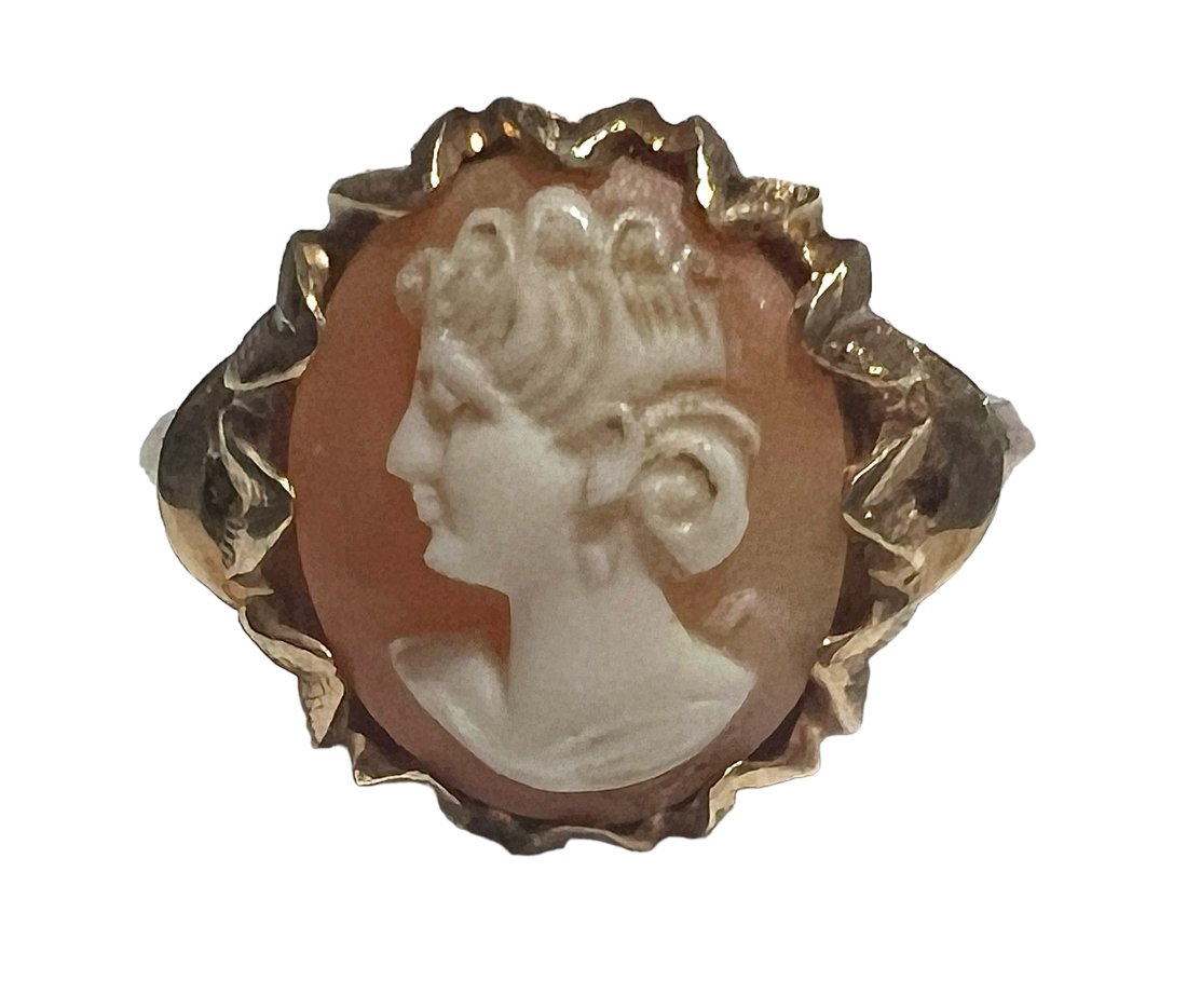 Estate 14K Gold Cameo Ring (1 of 5)