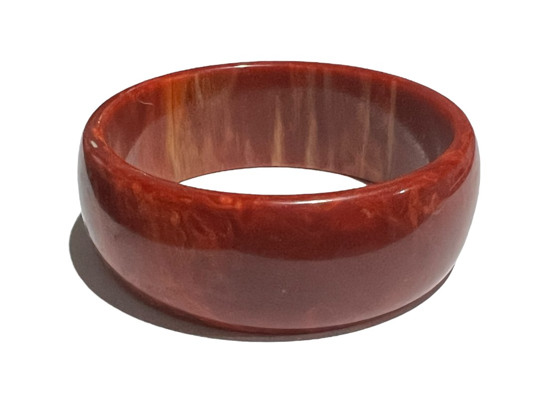 Vintage Bakelite Bracelet Red Marbleized (1 of 5)