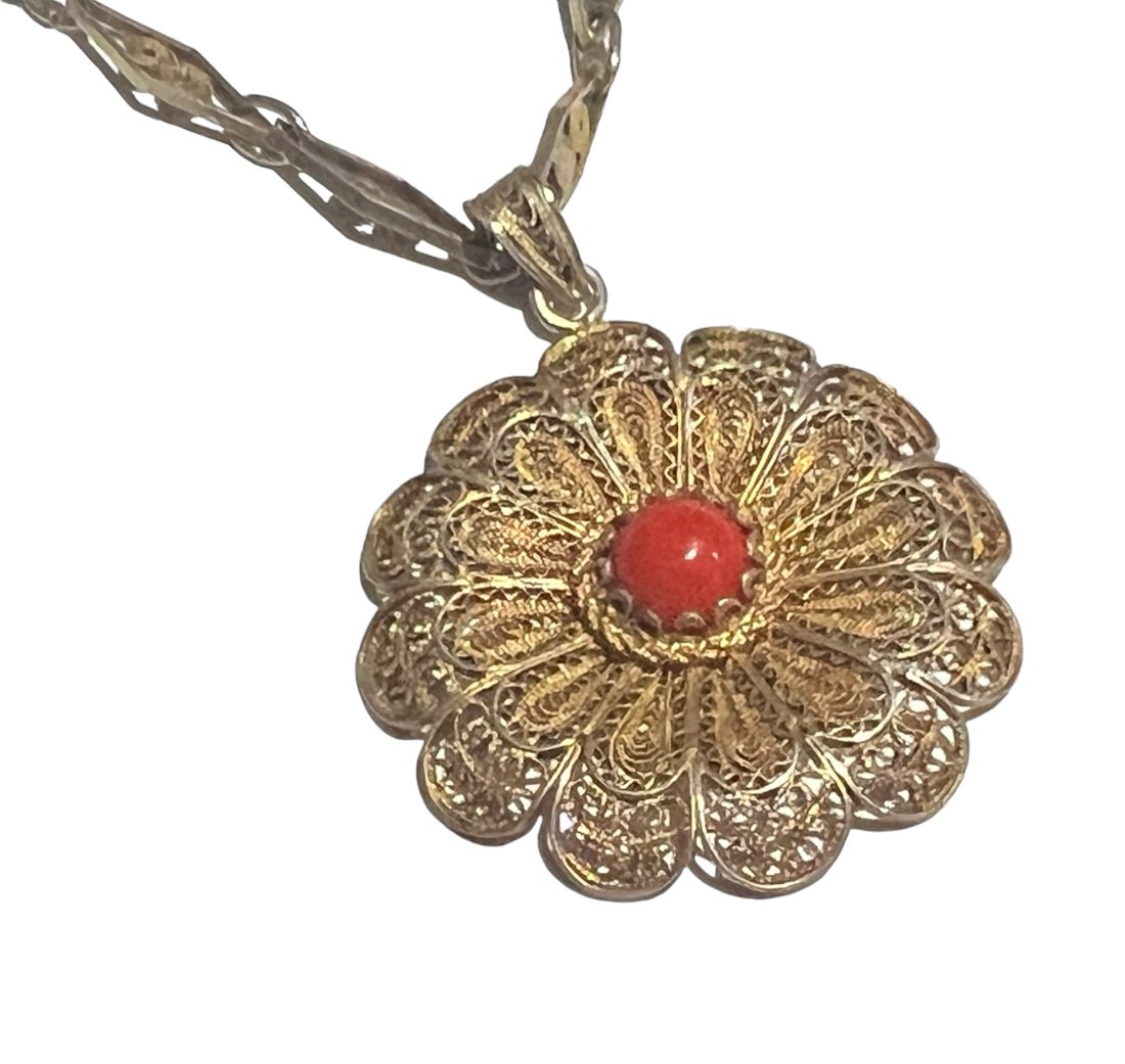Vintage 800 Silver Filigree Necklace Gold Plate with Coral: Vintage 800 Silver Filigree Necklace Gold Plate with Coral. It measures 18 inches long.